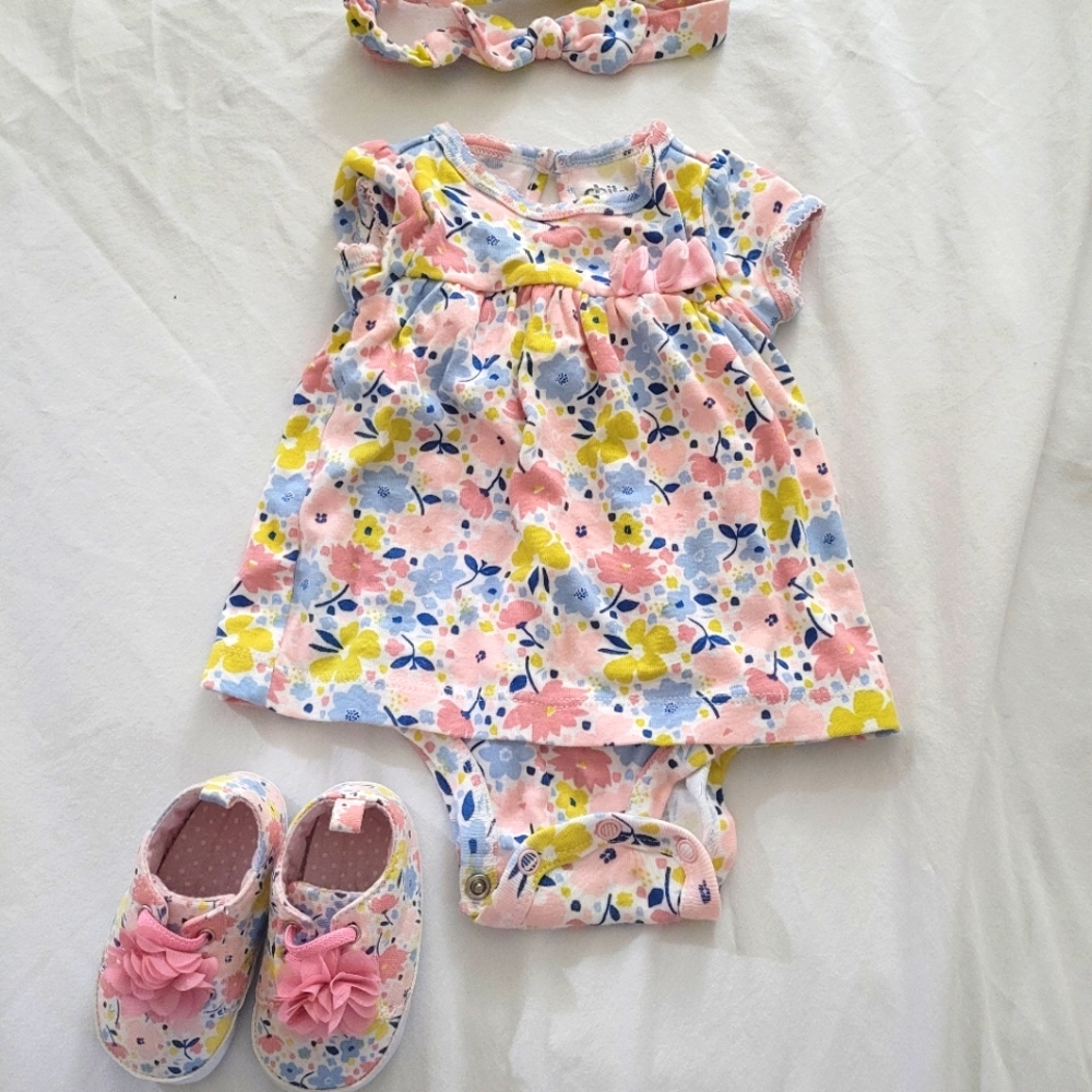Carters 0-3months baby girl outfit